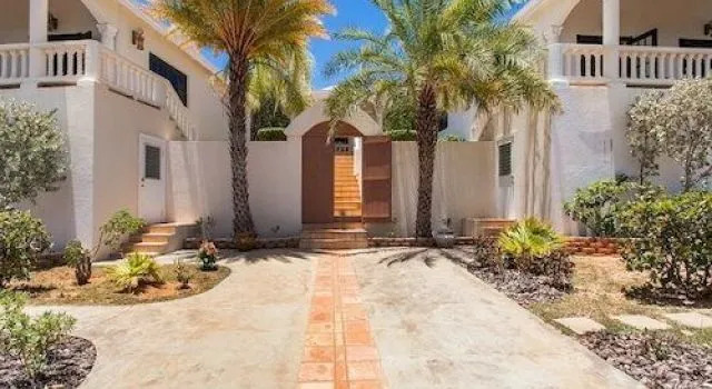 Secret's Oceanfront Vacation Villa