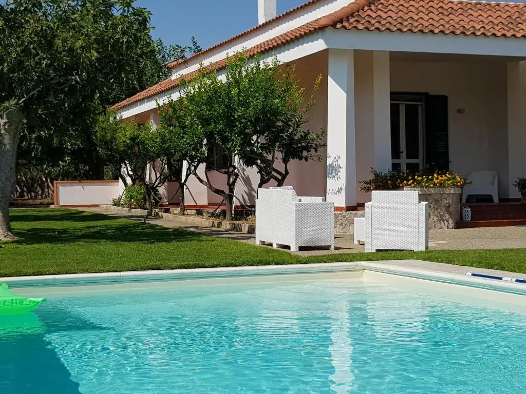 Villa Brancasi con piscina