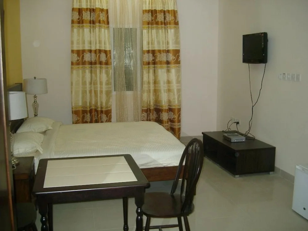 Amreen Sohar Hotel Apartment