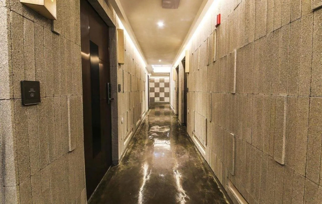 Hotel27