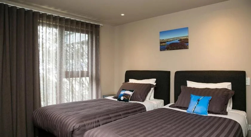Diana Alpine Lodge