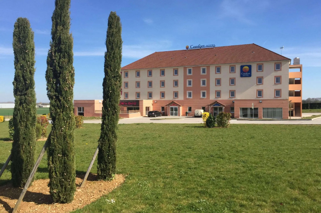 Kyriad Dijon Sud - Longvic