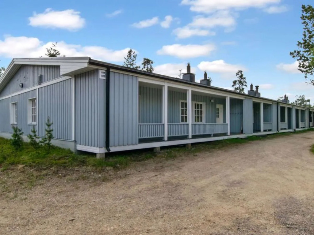 Saariseläntie 8 e 9 jounin väärtit