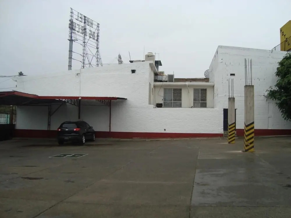 Hotel Los Arcos