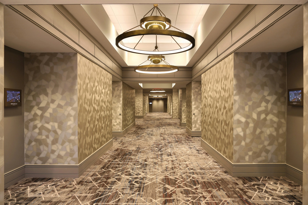 Crowne Plaza Atlanta Perimeter at Ravinia by IHG