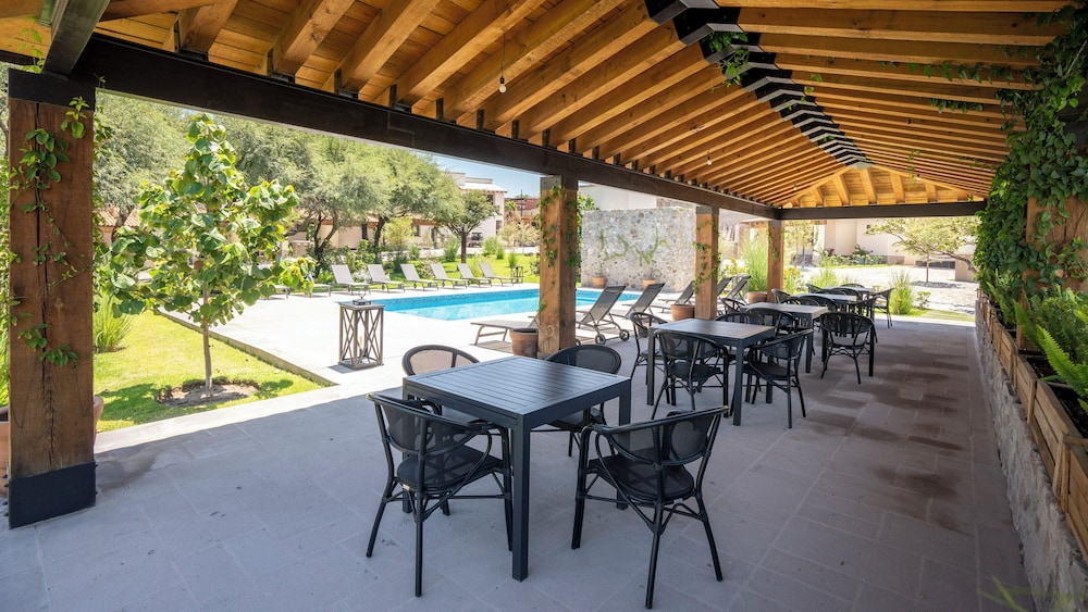 Private Hot Tub - 2BR in Nueva Escondida
