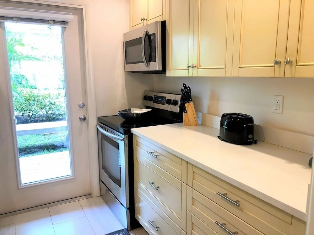 Olde Naples Condo #805