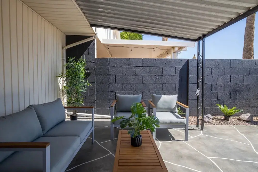 Scottsdale 83rd Row 4 Bedroom Townhouse by RedAwning