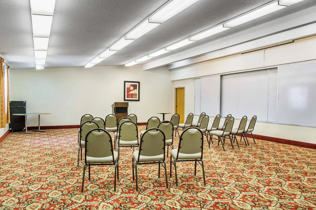 La Quinta Inn & Suites by Wyndham Miamisburg Dayton South