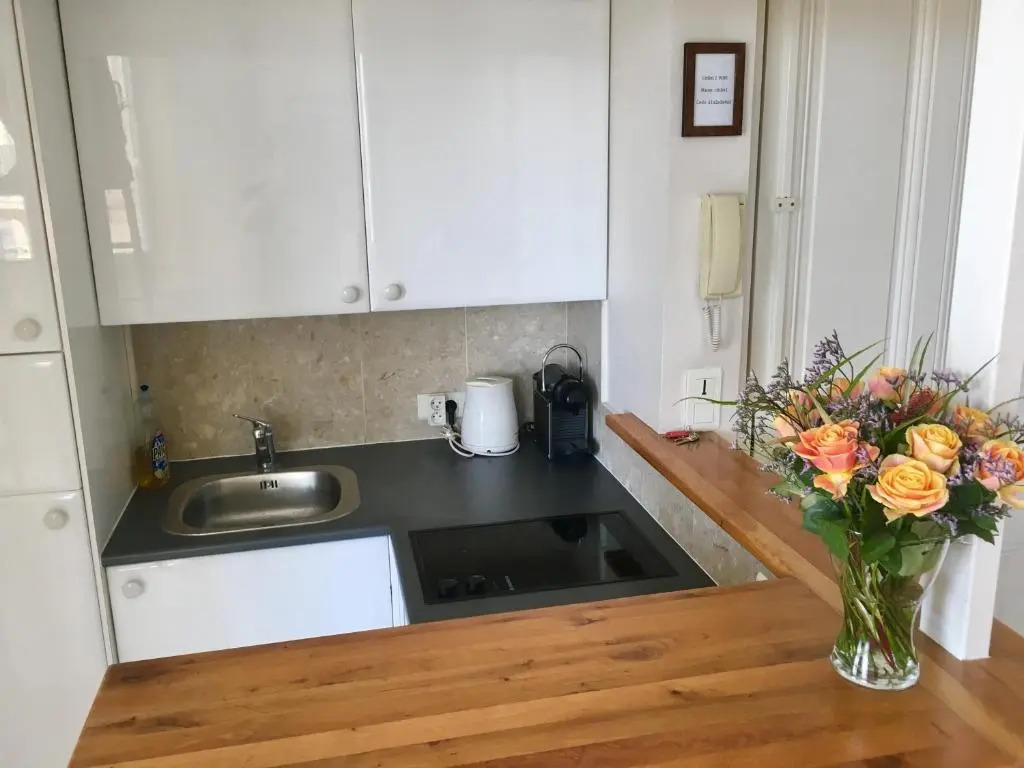 Citilet Louis Blanc 1,2,3 - Three gorgeous, open-plan apartments