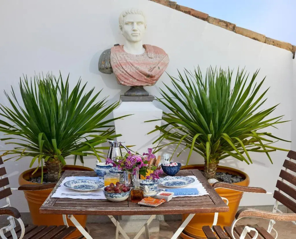 Triana House