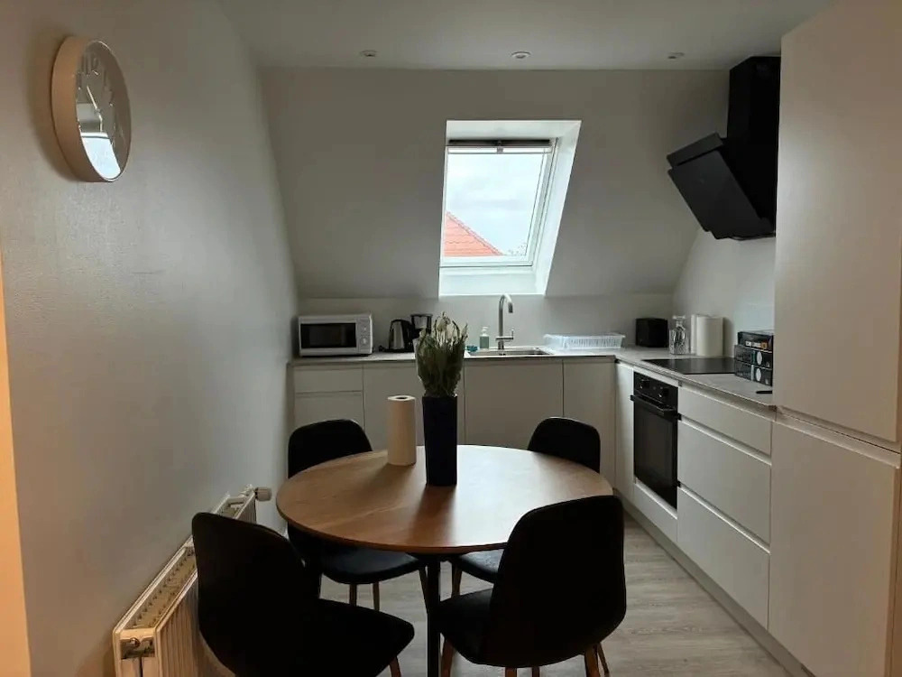 Copenhagen Resident , Metro Apartment Close to Shopping , Caffe,public Transport