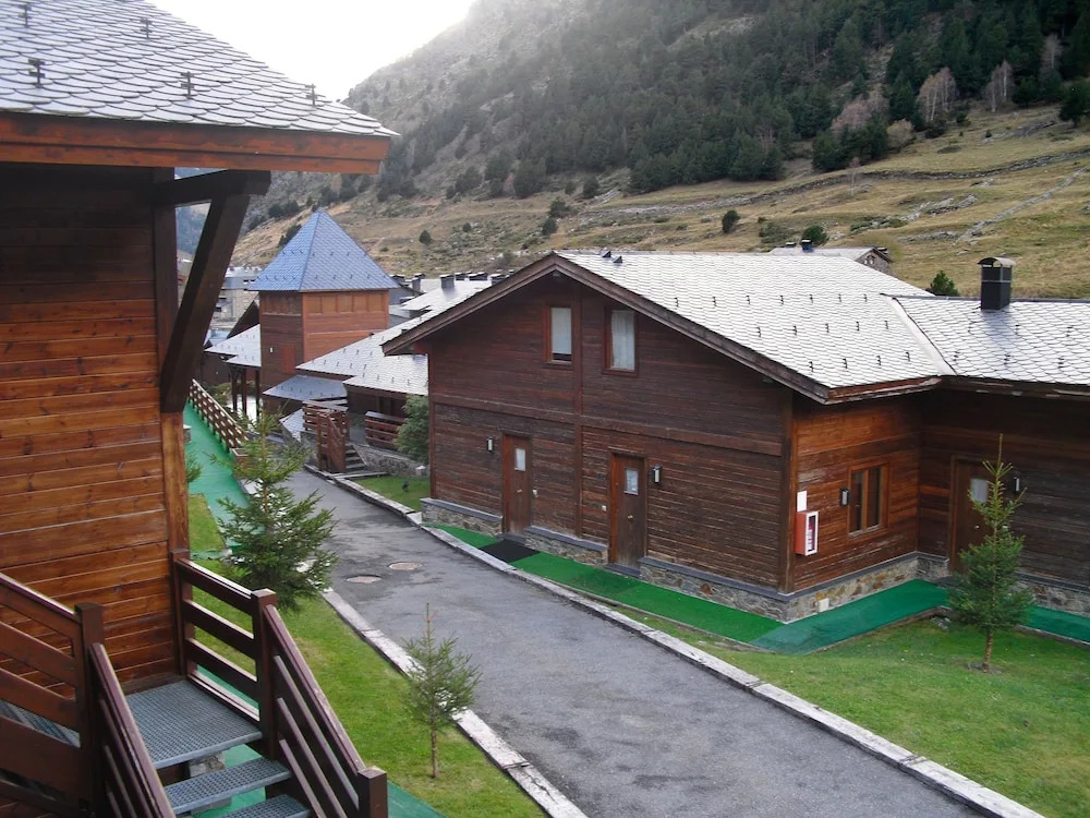 Apartamentos La Pleta Incles Suites 3000