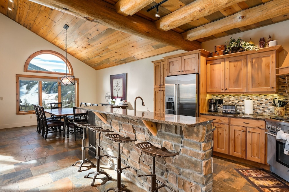 Dreamcatcher South 5 Bedroom Townhouse