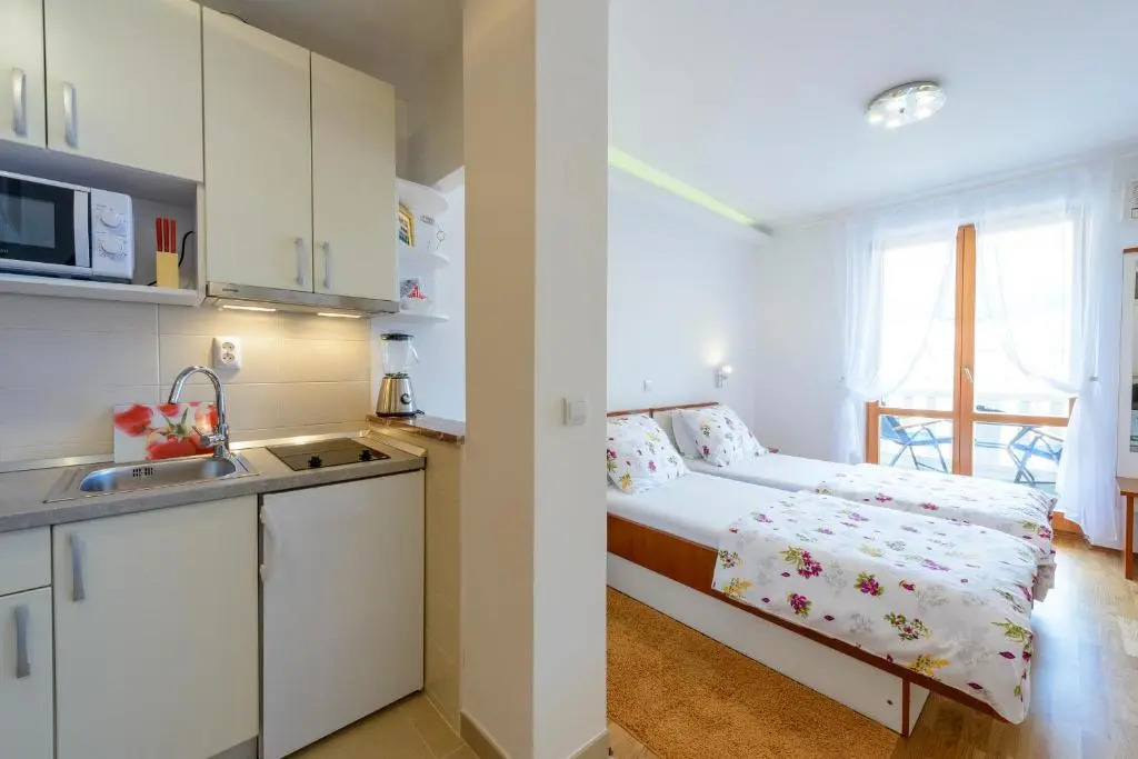 SB Apartment No 1
