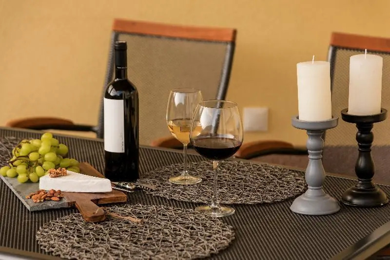 Luxury Villa LeLu with heated saltwater pool, parking, high speed Internet, BBQ