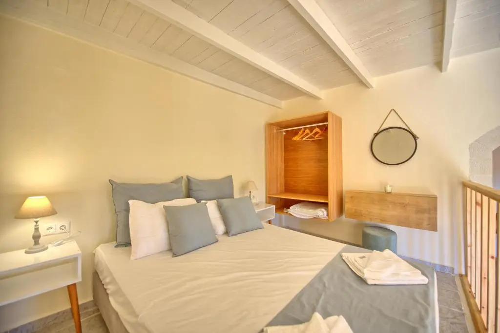 Villa Vicilla by PosarelliVillas