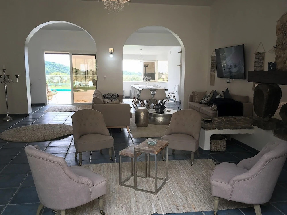 Villa Kanishka