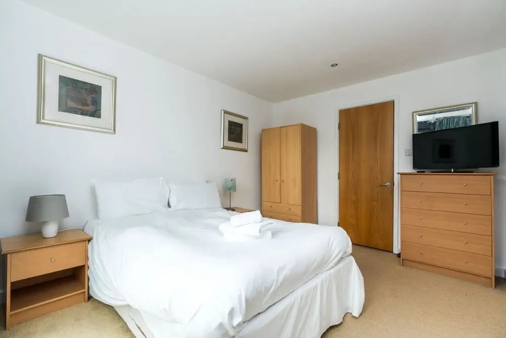NEW Sleek 2BD City Flat in the Heart of Farringdon