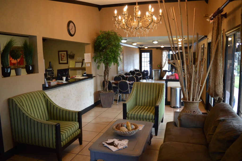 Liberty Inn and Suites Orlando - Kissimmee near Disney World