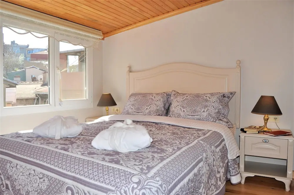 Emil House Apart Hotel