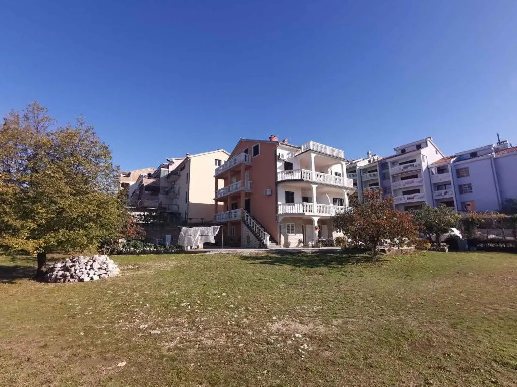 Apartment in Crikvenica 40977