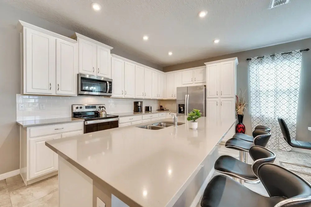 7 Mi to Wdw: Townhome w/ Private Pool