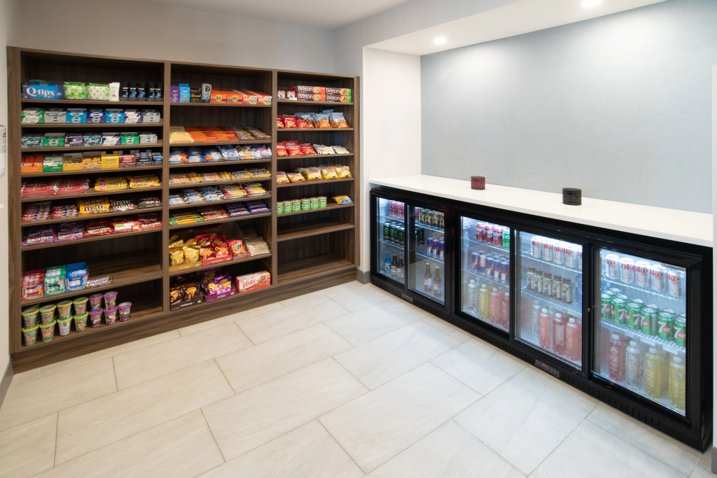 Holiday Inn Express and Suites Moose Jaw by IHG