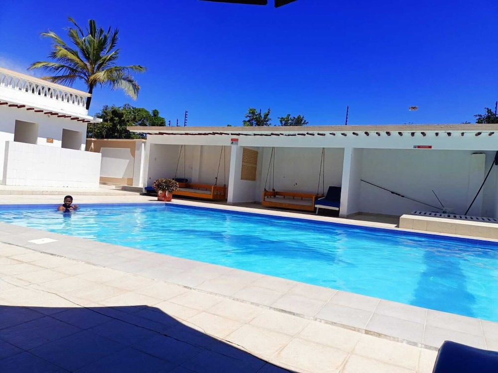 Villa Becky - Diani Beach