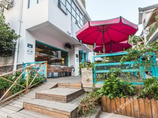 Dreamland Inn Lingyin Guiyan Branch