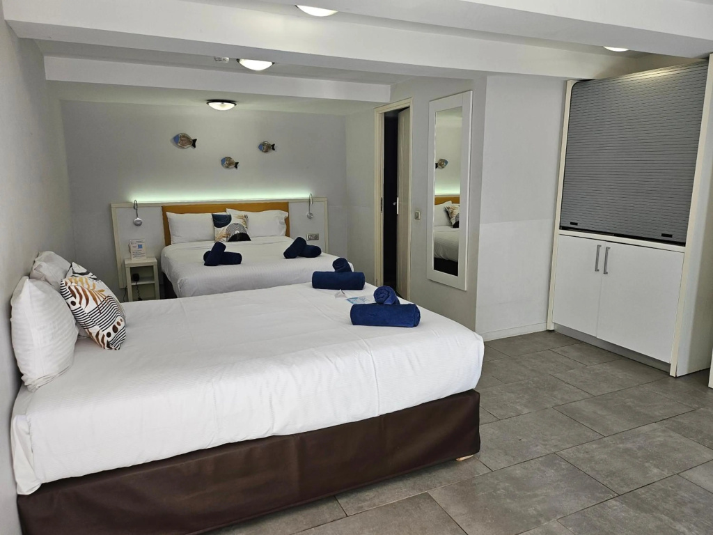 Hotel Flots dAzur Promenade des Anglais