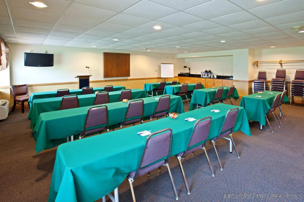 Holiday Inn Express Scottsburg by IHG