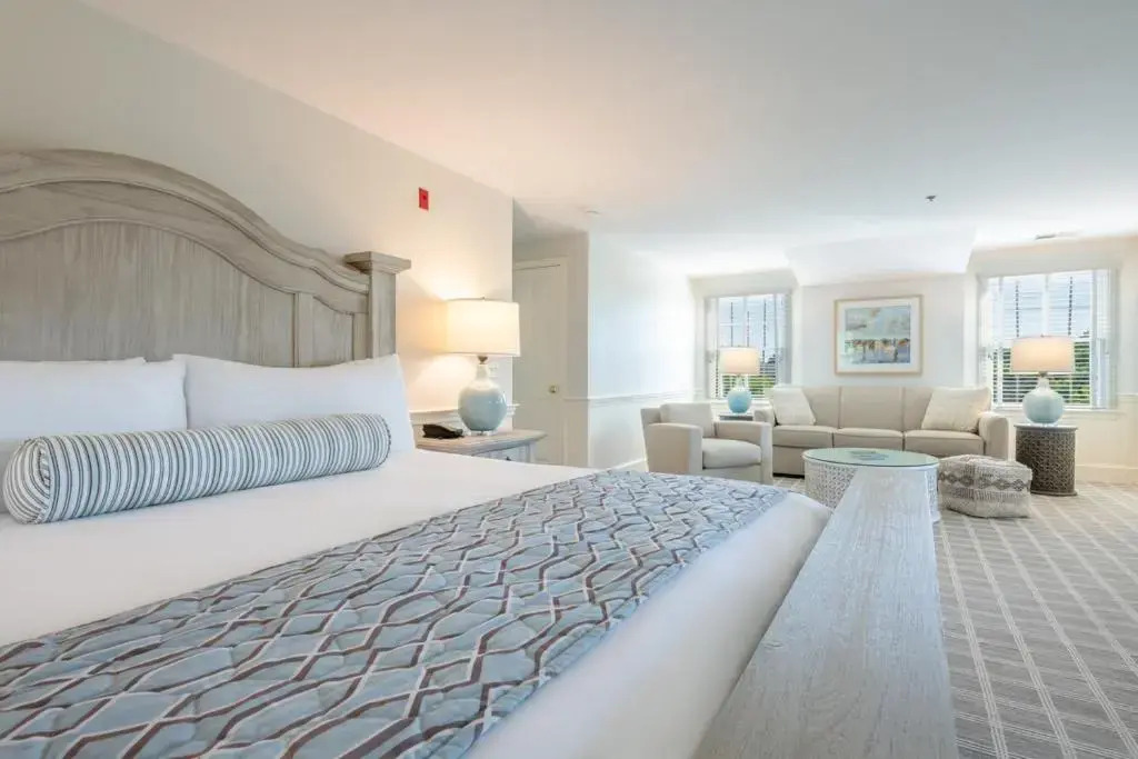 Chatham Wayside Inn