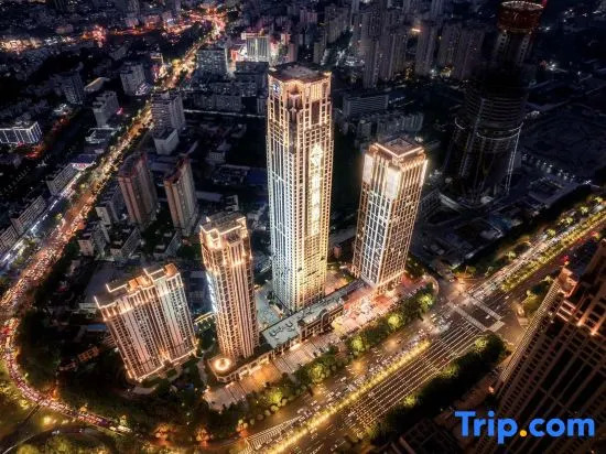 Ya Hotel (Haikou Riyue Square Duty Free Shop)