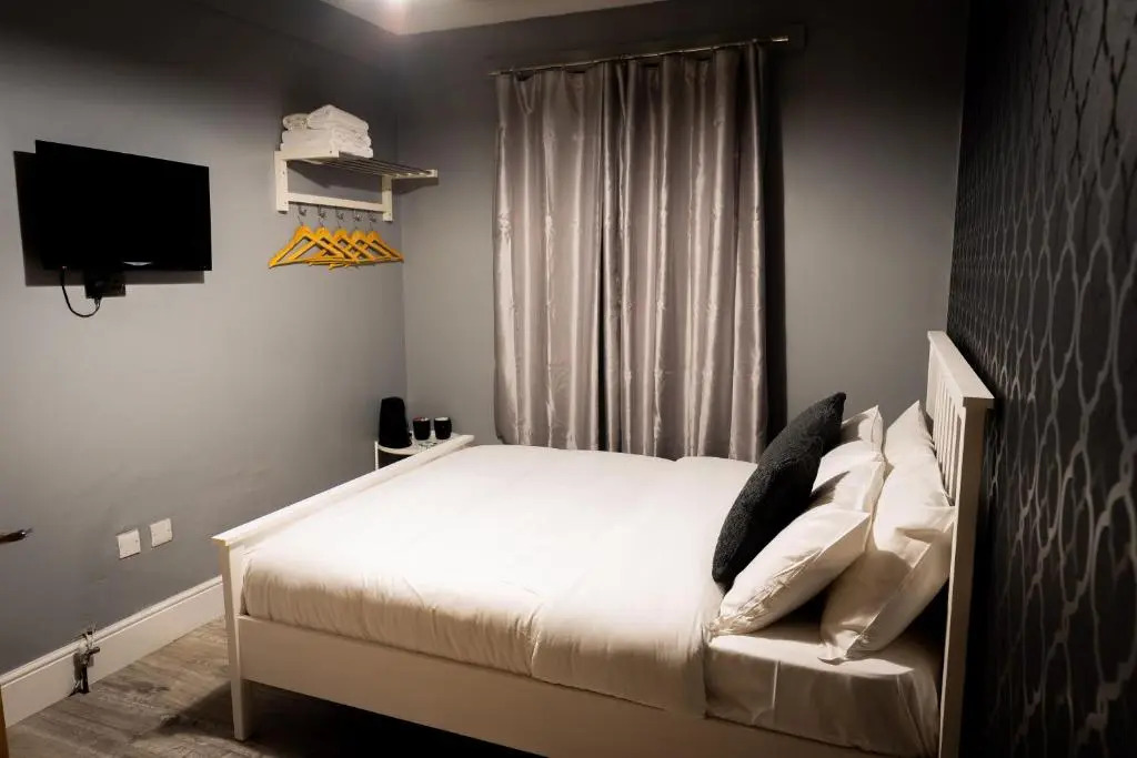 REM Hotel