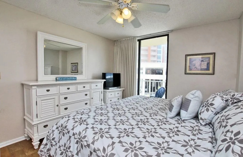 Whaler by Meyer Vacation Rentals
