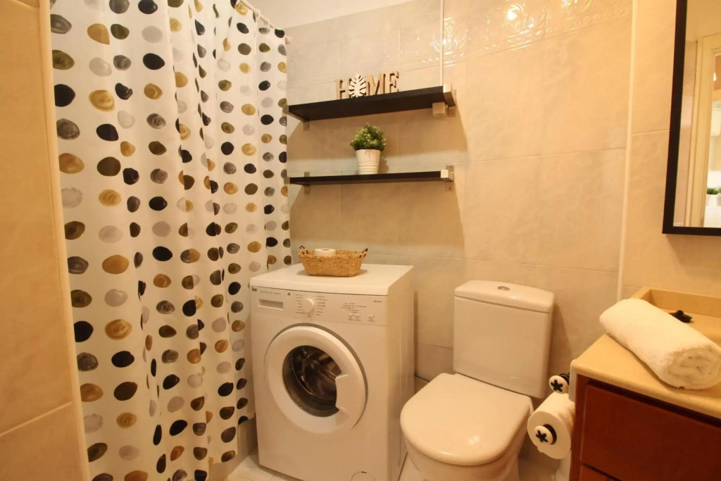Kumquat apartment