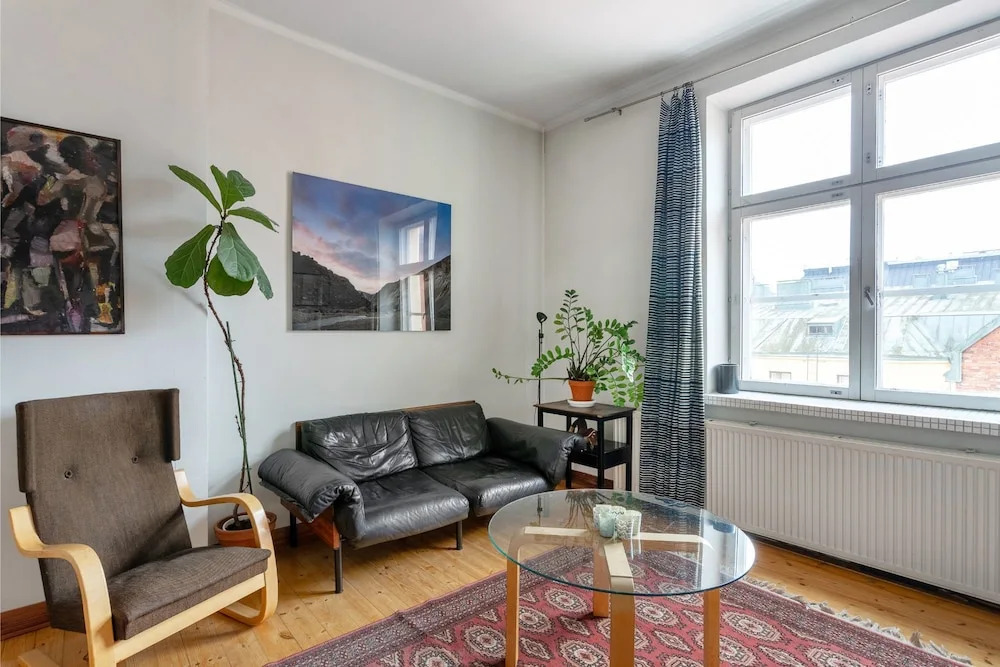 WeHost Eerikinkatu 48