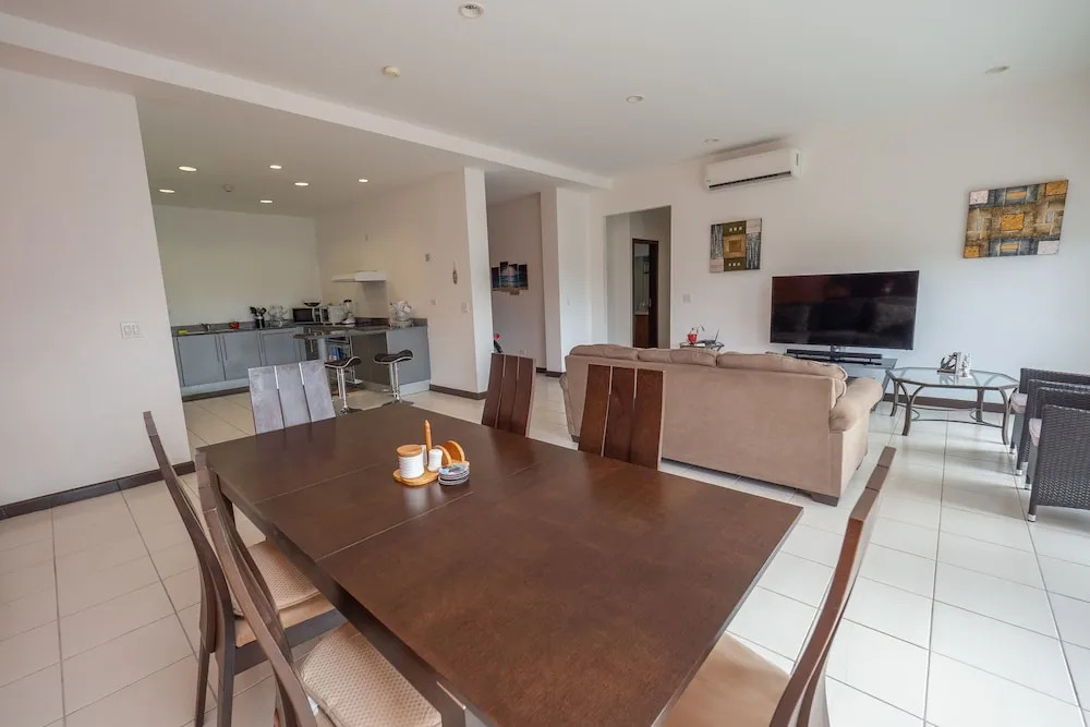 Jaco Bay Beach Condo 401