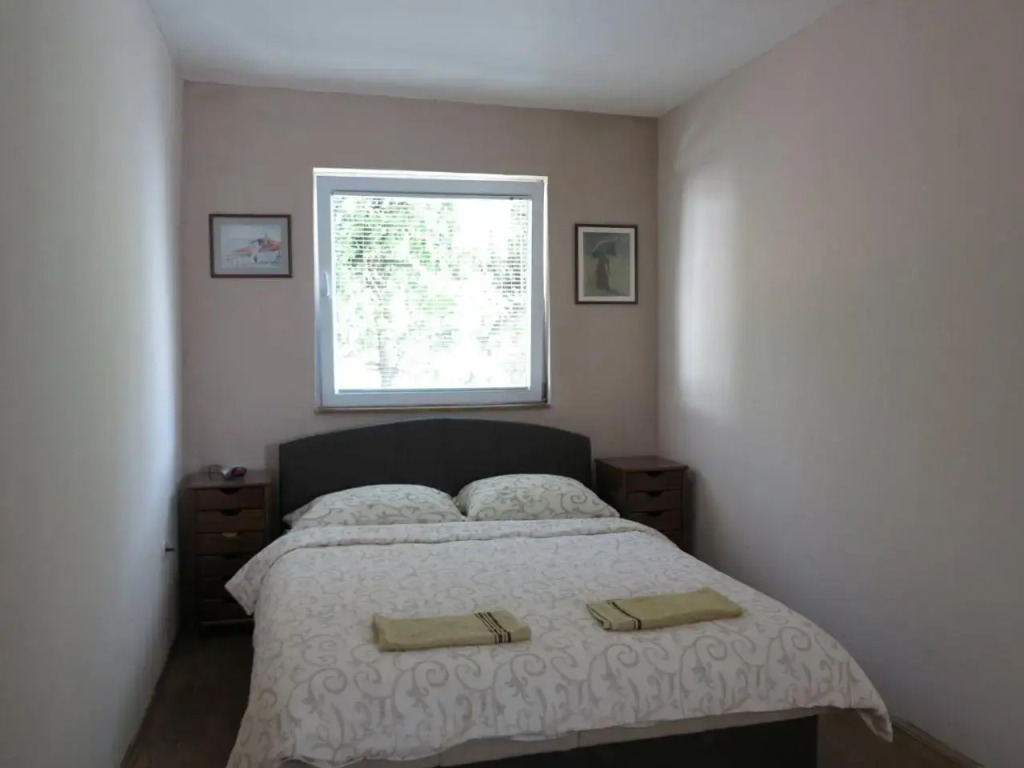 Modern&Cozy Bosnian house with GARDEN+FREE parking