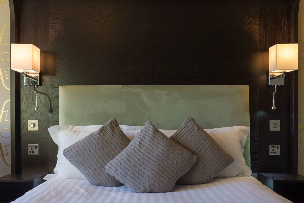 The Lincoln Hotel