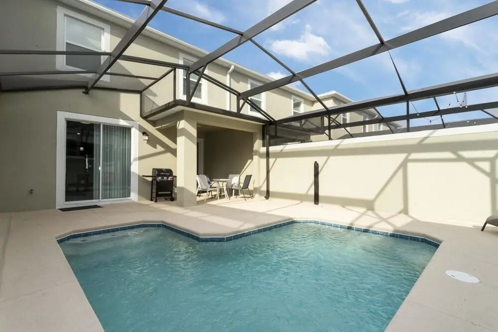 Adorable new Townhouse Near Disney