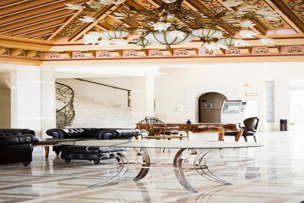 Isis Thalasso And Spa