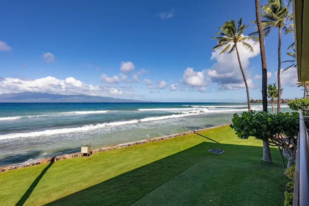 Papakea L207 Ocean Front 1 Bedroom 1 Condo by RedAwning