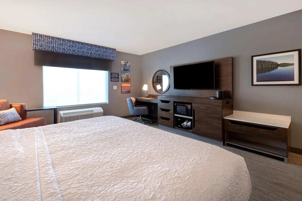 Hampton Inn Crown Point, In