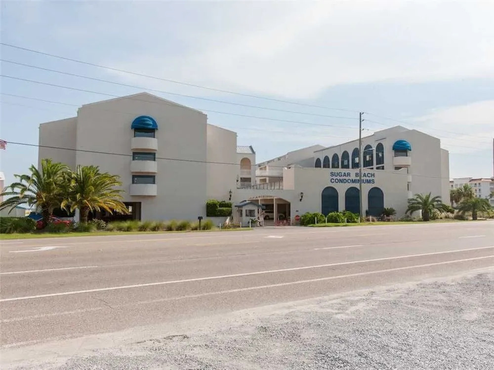 Sugar Beach 319 - 1 Br condo by RedAwning