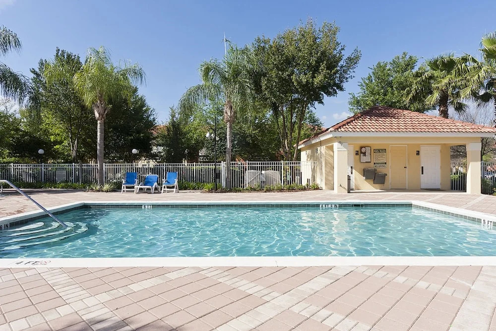Beautiful Vacation Townhouse with Balcony EM2777