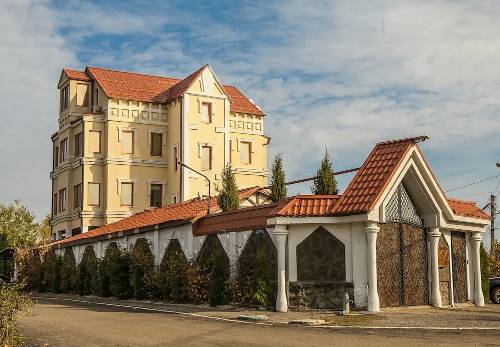Отель Velion