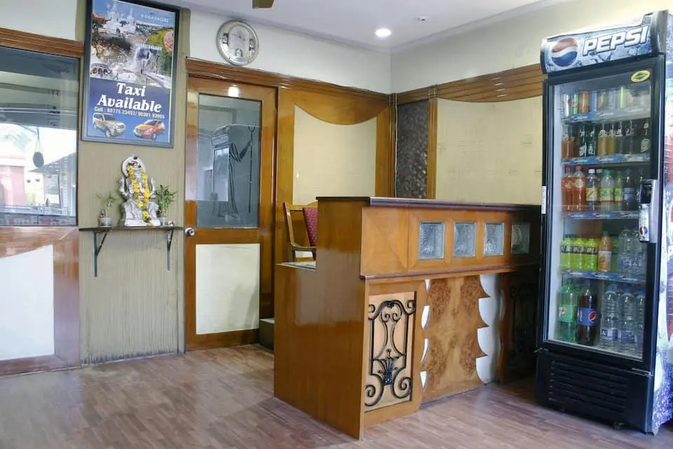 Royal Mid Town Lodge