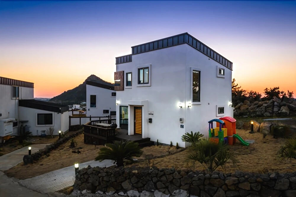 Seogwipo Sanbangsan-ui-achim Pension